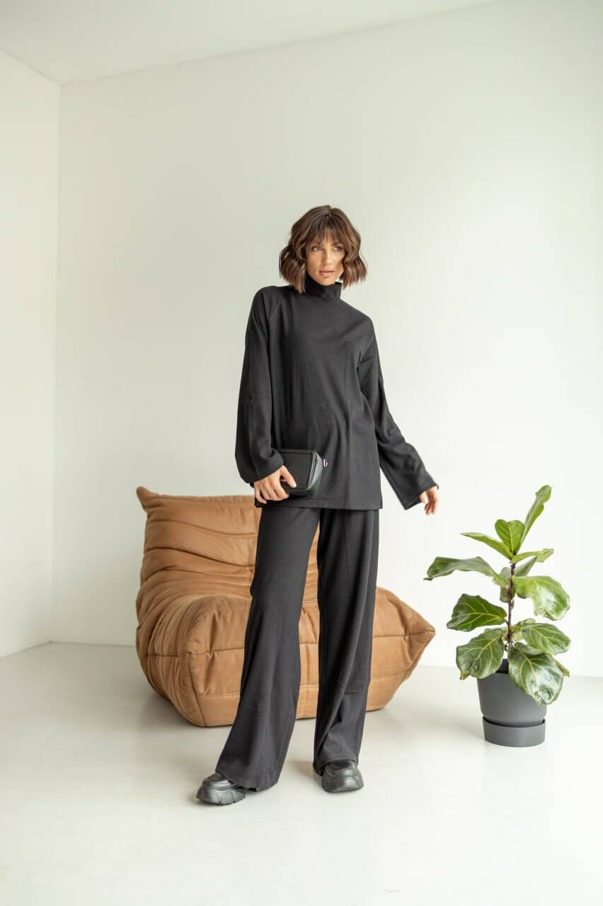 Suit MARGO color black