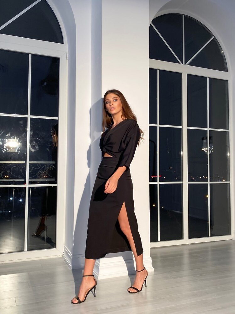 Suit MON CHERY color black