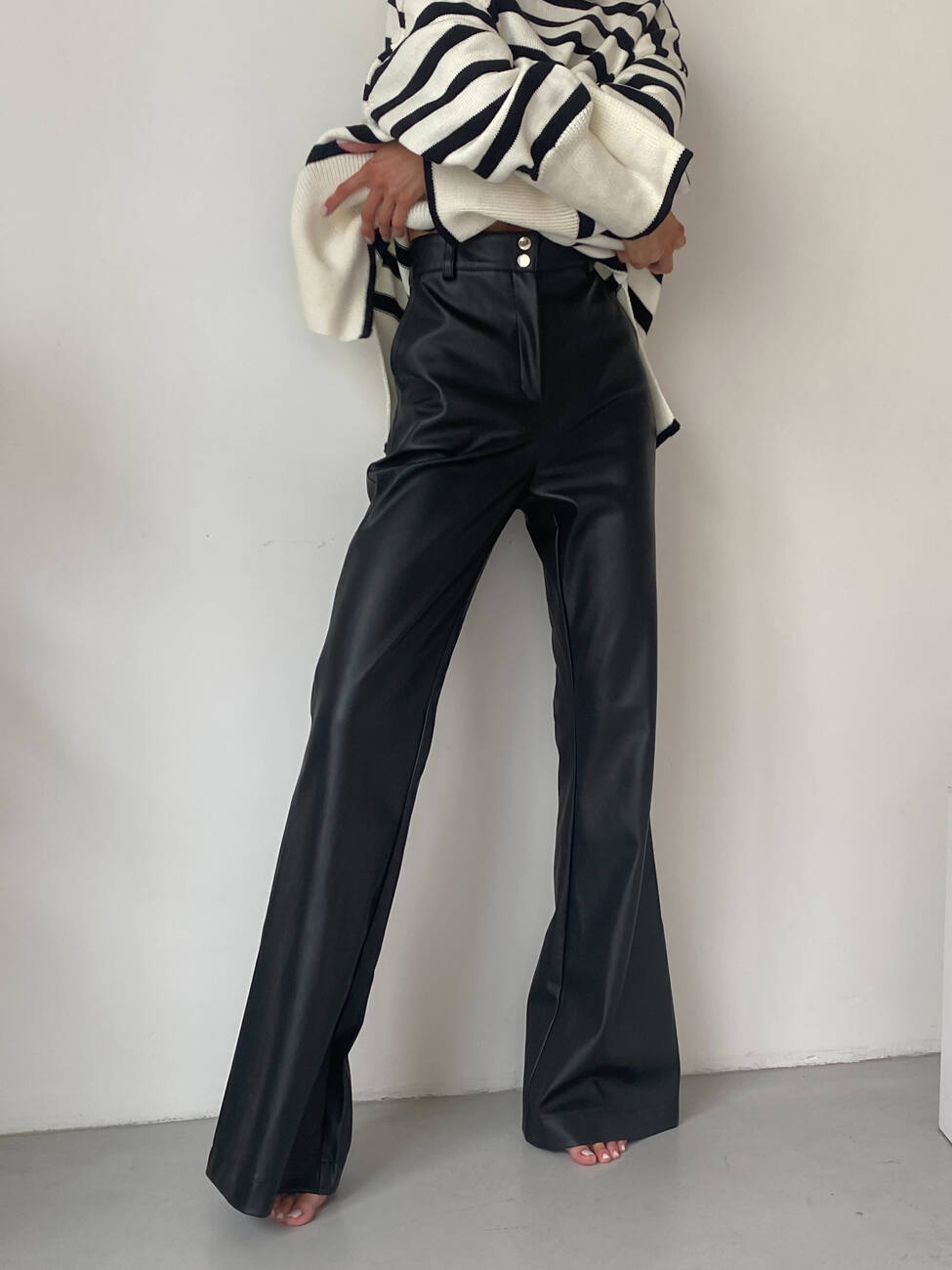 Брюки STREET чорного кольору